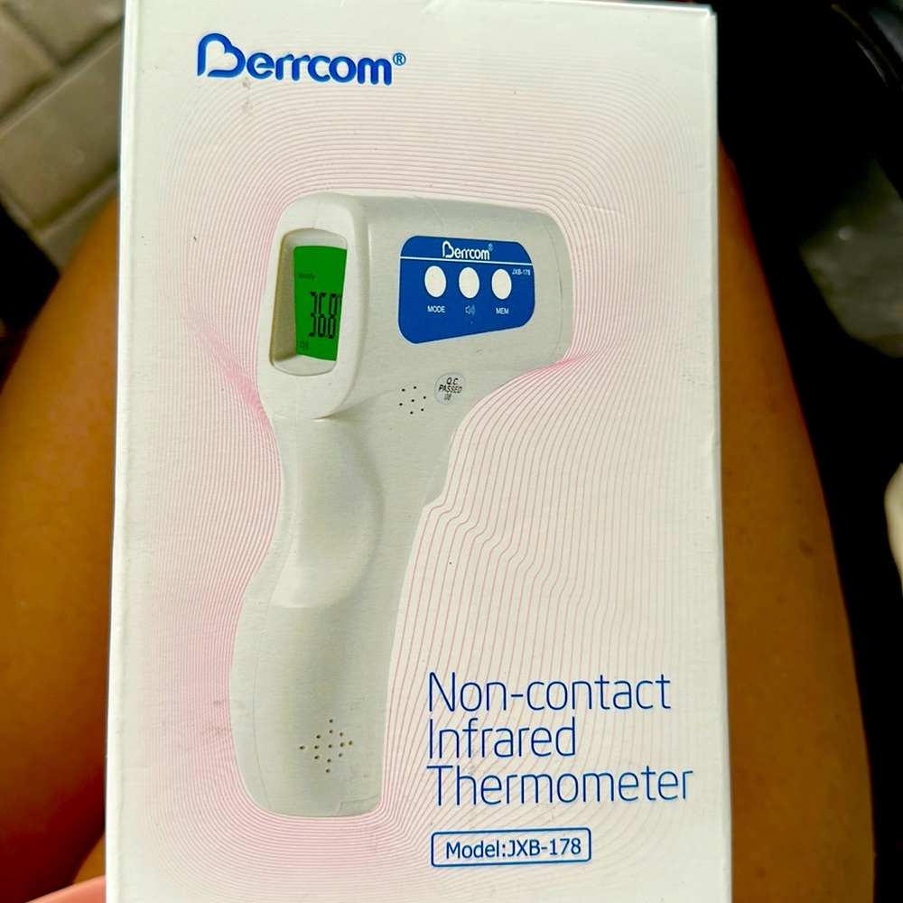 No contact infrared thermometer new in box